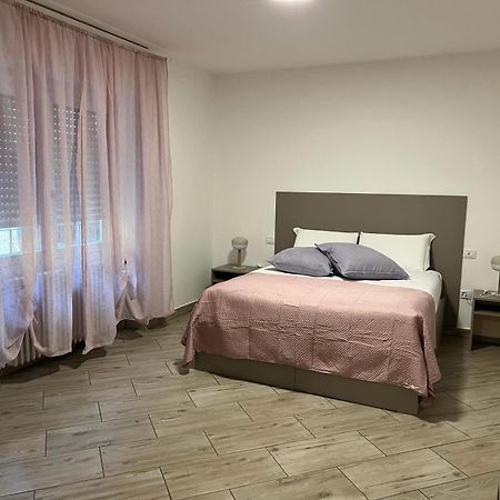 Отель I Colli Del Garda Лонато Экстерьер фото